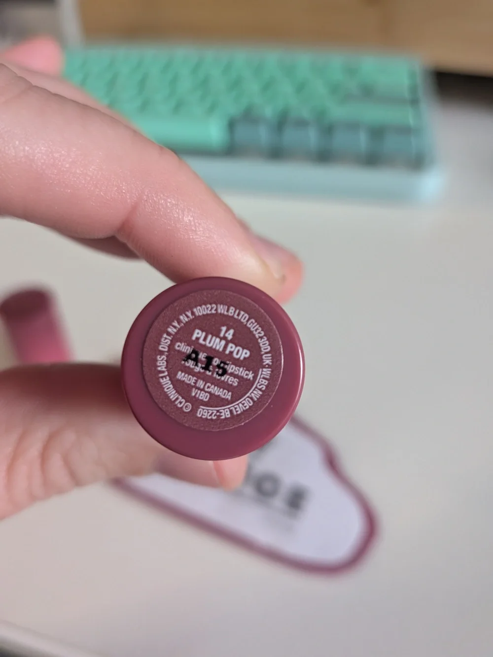 🌸 Clinique Pop Lip Colour Lipstick in 14 Plum Pop NWT